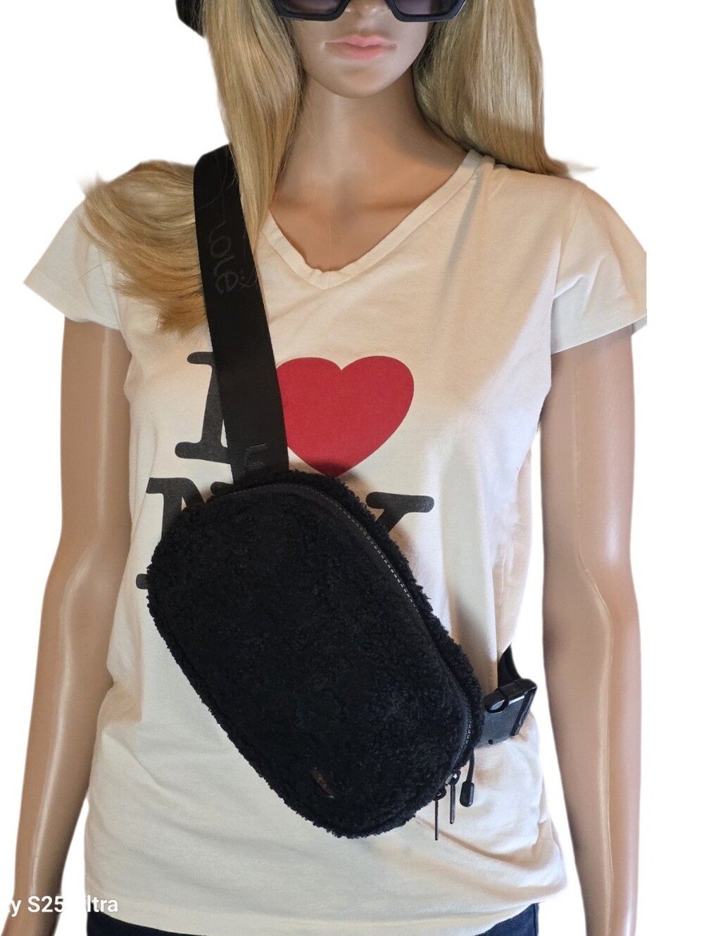 Lolë Black Sherpa Fleece Belt Bag Fanny Pack Adjustable Logo Strap EUC